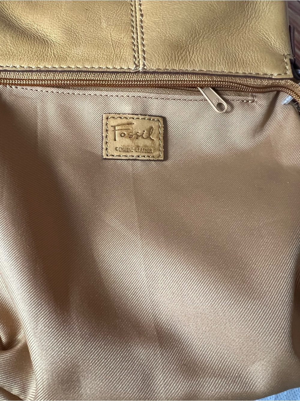 NWT Fossil Patchwork Leather Crossbody Bag in Multi-Color, Zip Closure - Picture 11 of 13